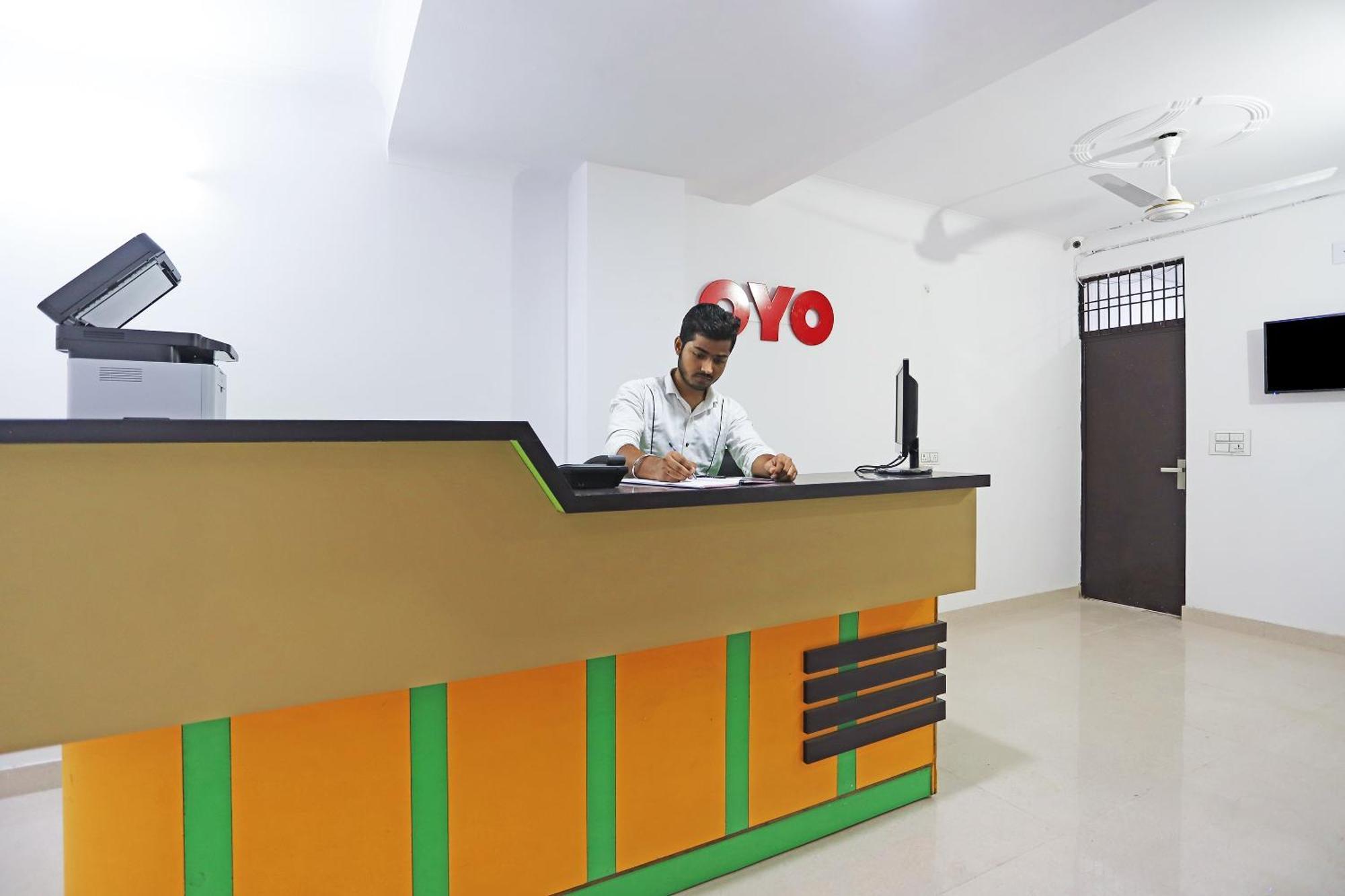 Hotel O Lal Residency Delhi  Dış mekan fotoğraf